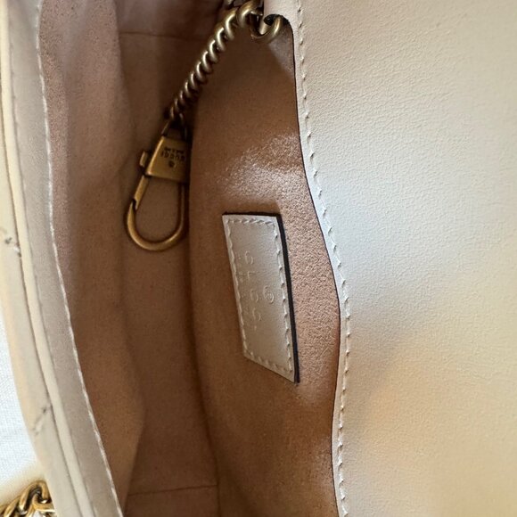 Authentic Gucci GG Marmont Flap Bag Matelasse Leather Super Mini - Picture 9 of 11
